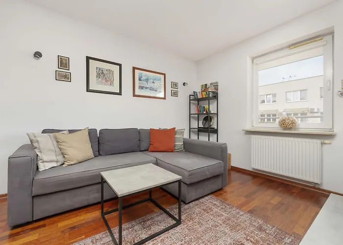 Cozy Apartment With Parking Near Warsaw Babice Airport By Noclegi Renters
