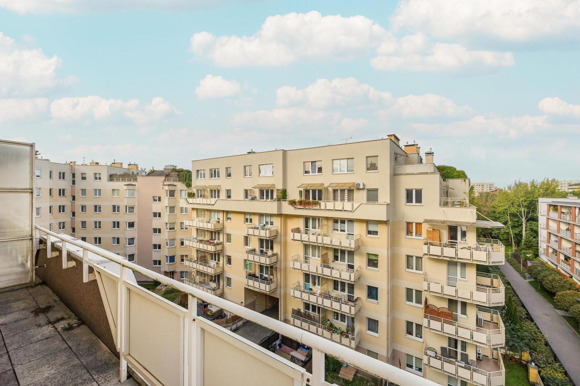 Apartament Cozy With Parking Near Babice Airport By Renters