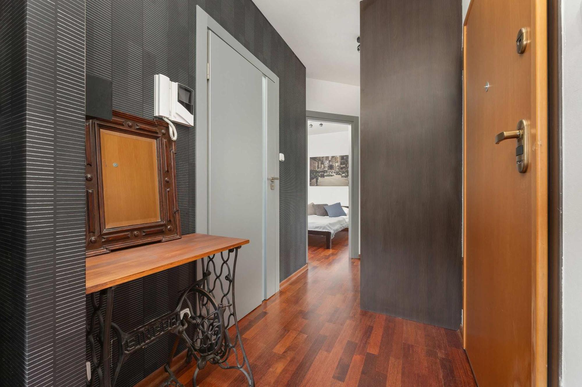 Apartament Cozy With Parking Near Babice Airport By Renters Warszawa