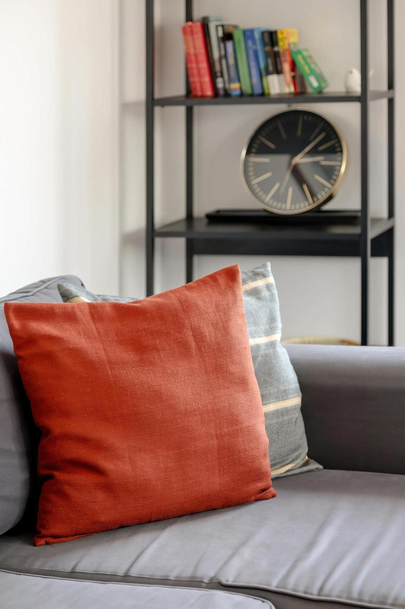 Cozy With Parking Near Babice Airport By Renters * Warszawa