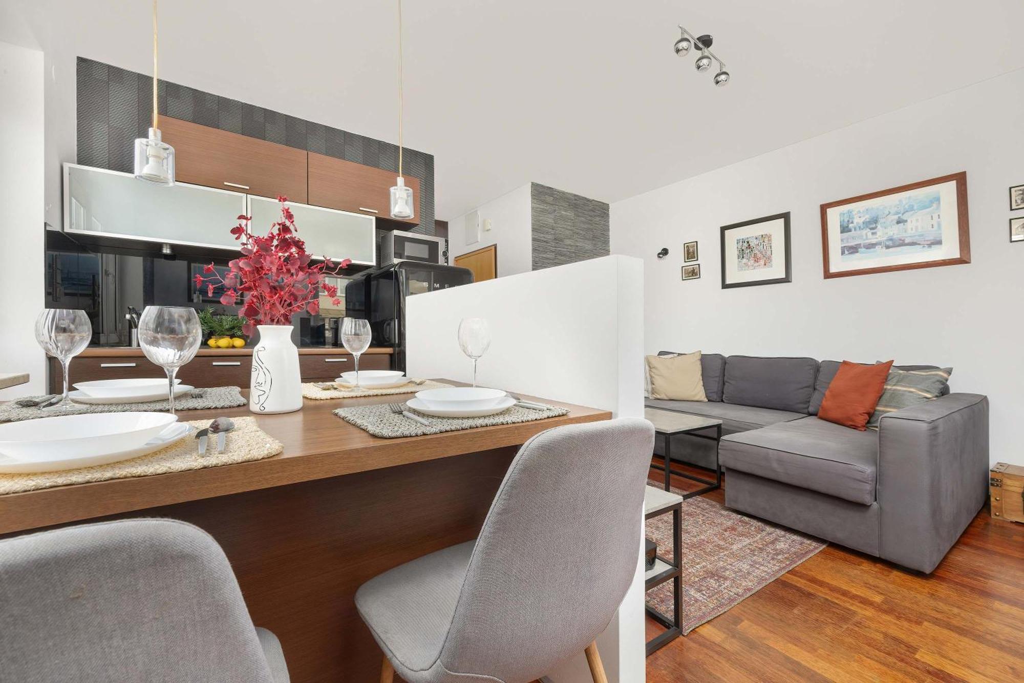 Cozy With Parking Near Babice Airport By Renters * Warszawa
