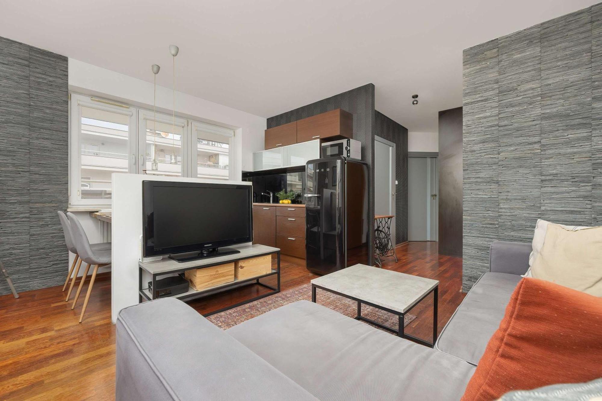 Cozy With Parking Near Babice Airport By Renters Apartament *